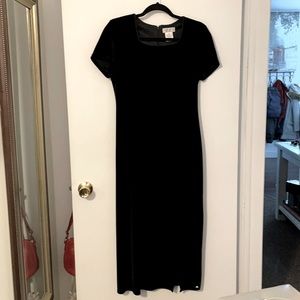 Beautiful Black Velvet Dress